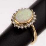 14 kt Gold Opal-Diamant-Ring,   GG 585/000, ovaler