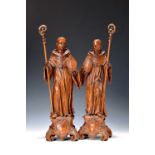 2 Skulpturen von Bischöfen, deutsch, um 1900,  Holz, feine
