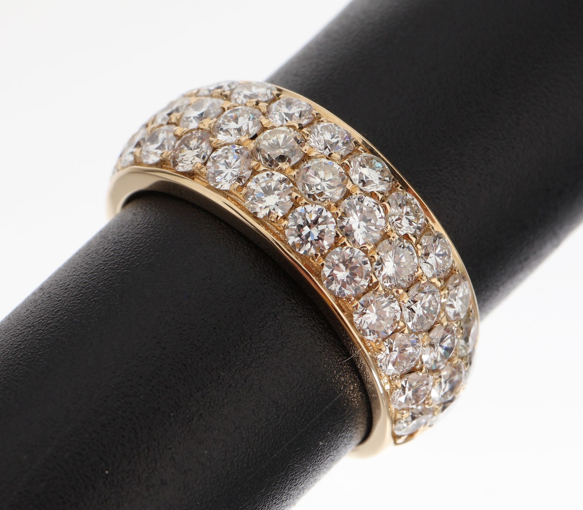 14 kt Gold Brillant-Ring, GG 585/000, 40 Brillanten zus.