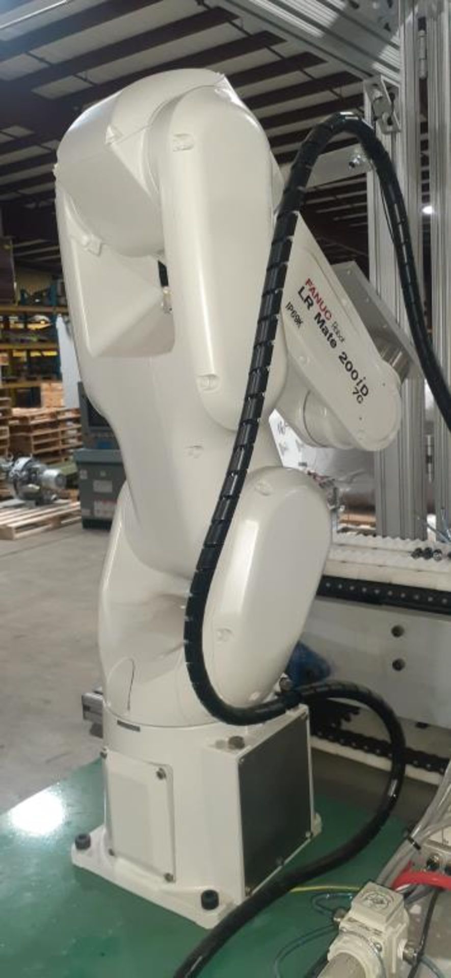 Fanuc Six Axis Multi-Purpose Robot & Controller - Image 3 of 7