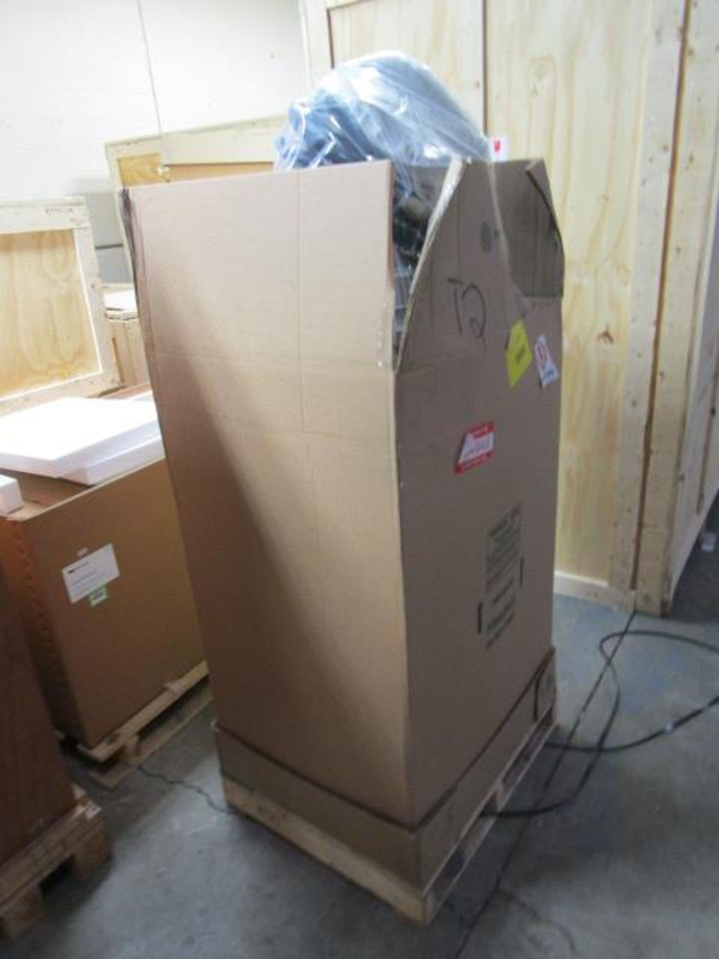 Electric Industrial Vacuum (New/Unused) - Image 3 of 4