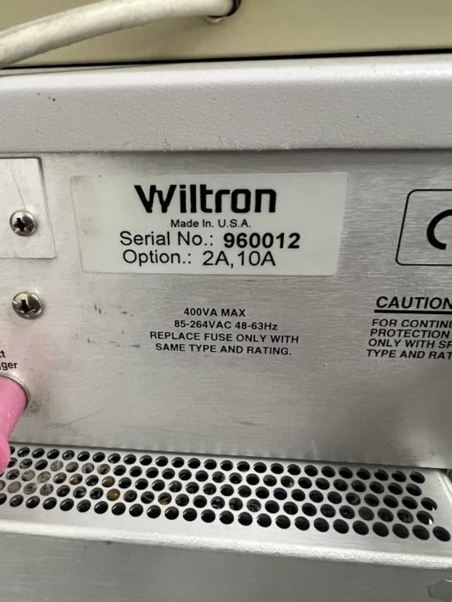 Wiltron 37147A Vector Network Analyzer - Image 4 of 4