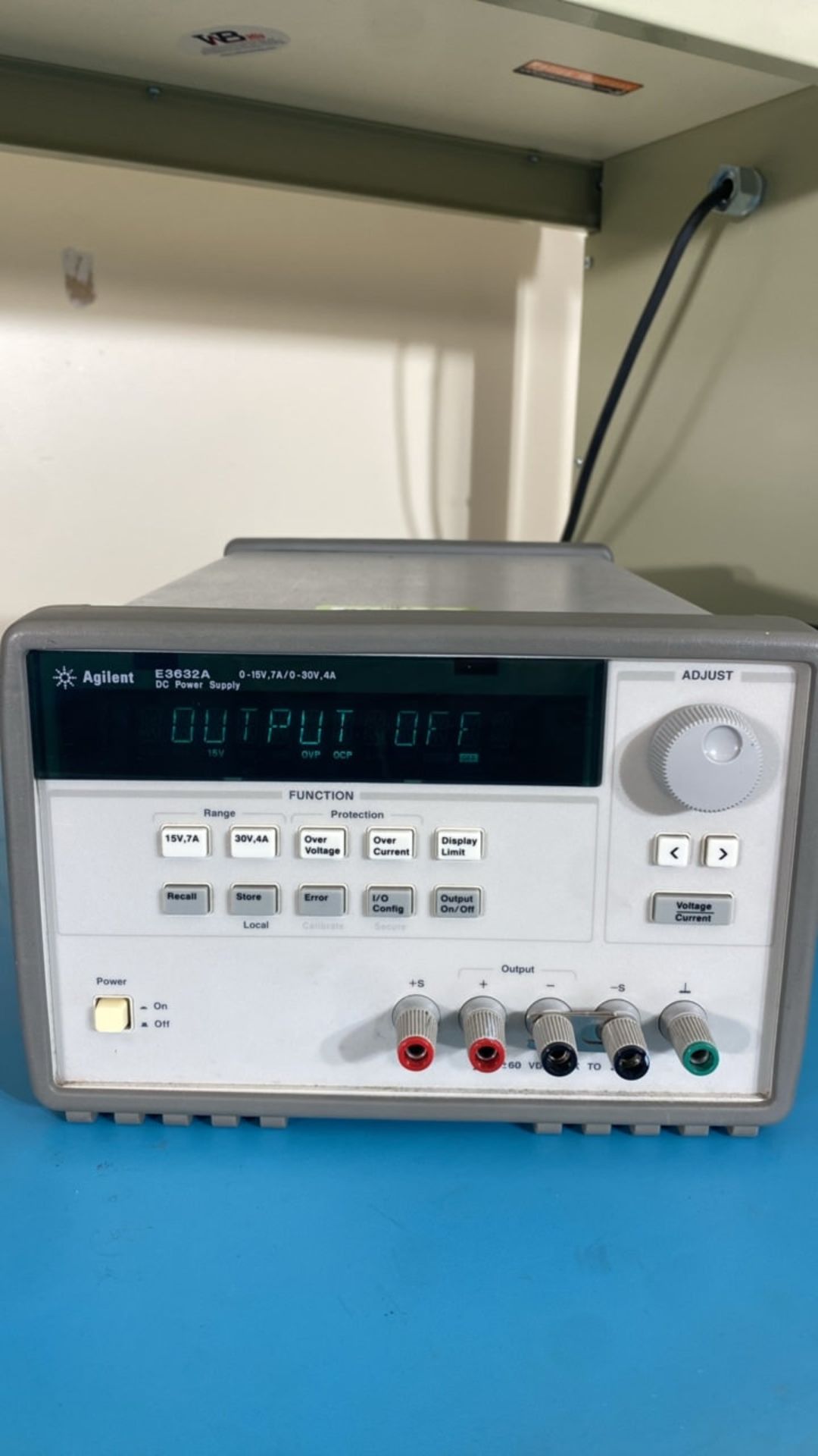 Agilent DC Power Supply