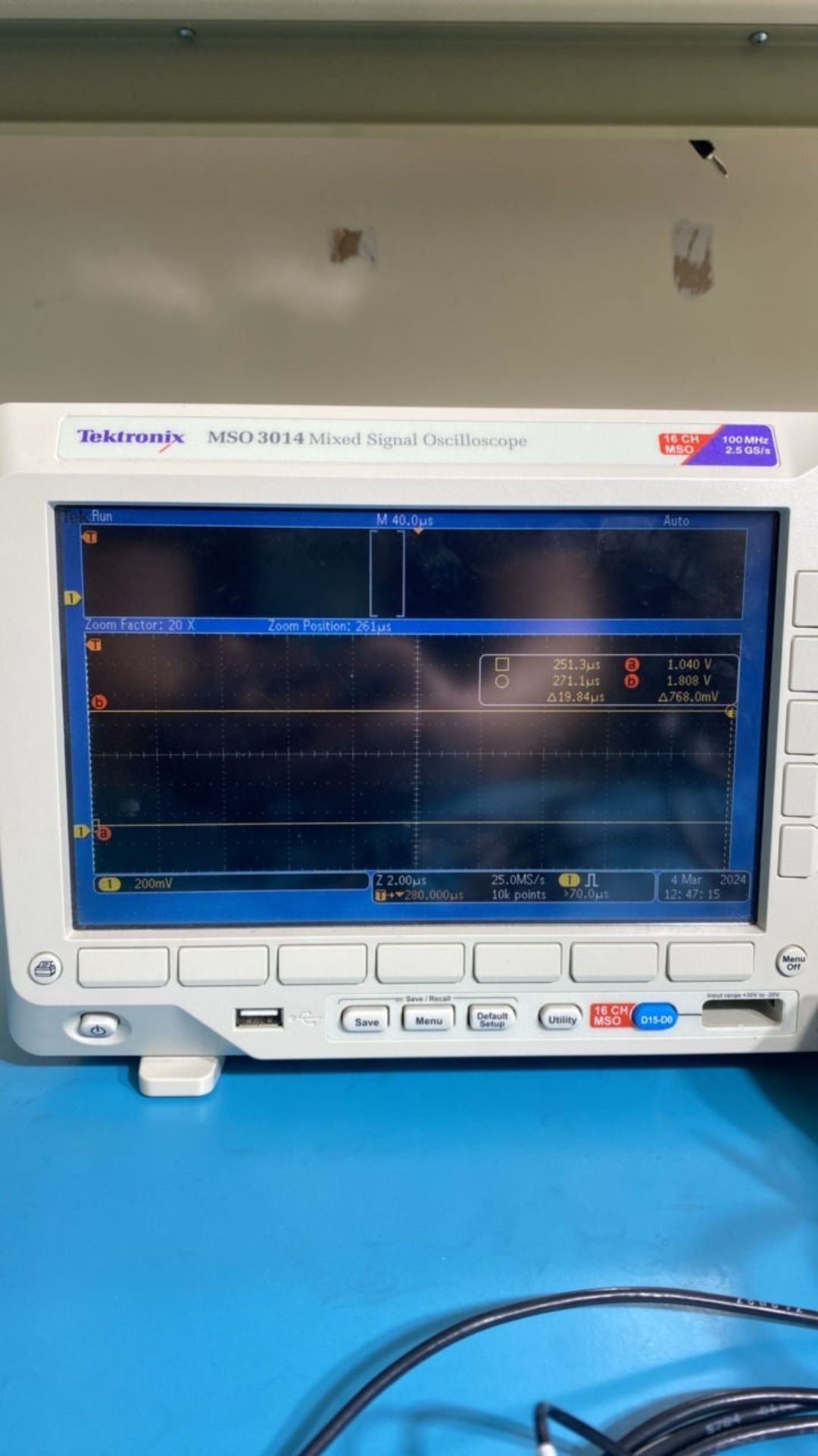 Tektronix Oscilloscope - Image 2 of 6