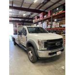 Ford F550 XL Truck