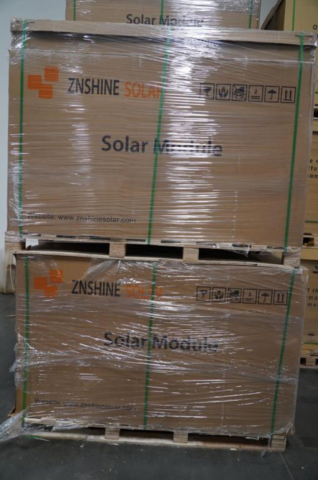 ZNShine 370 Watt PV Solar Panels - Image 2 of 9