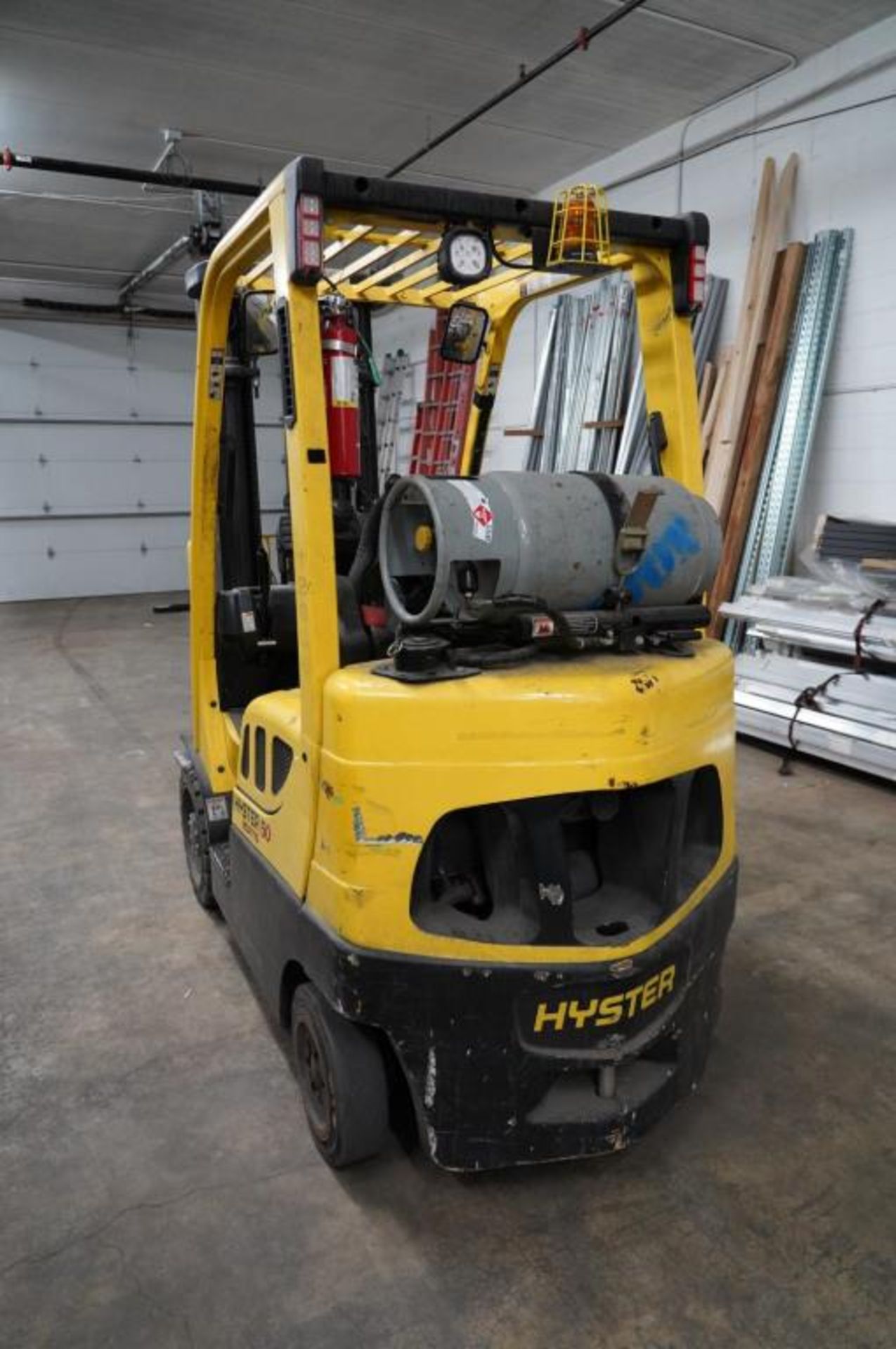 Hyster 5,000 Lb. Capacity Forklift - Image 5 of 16