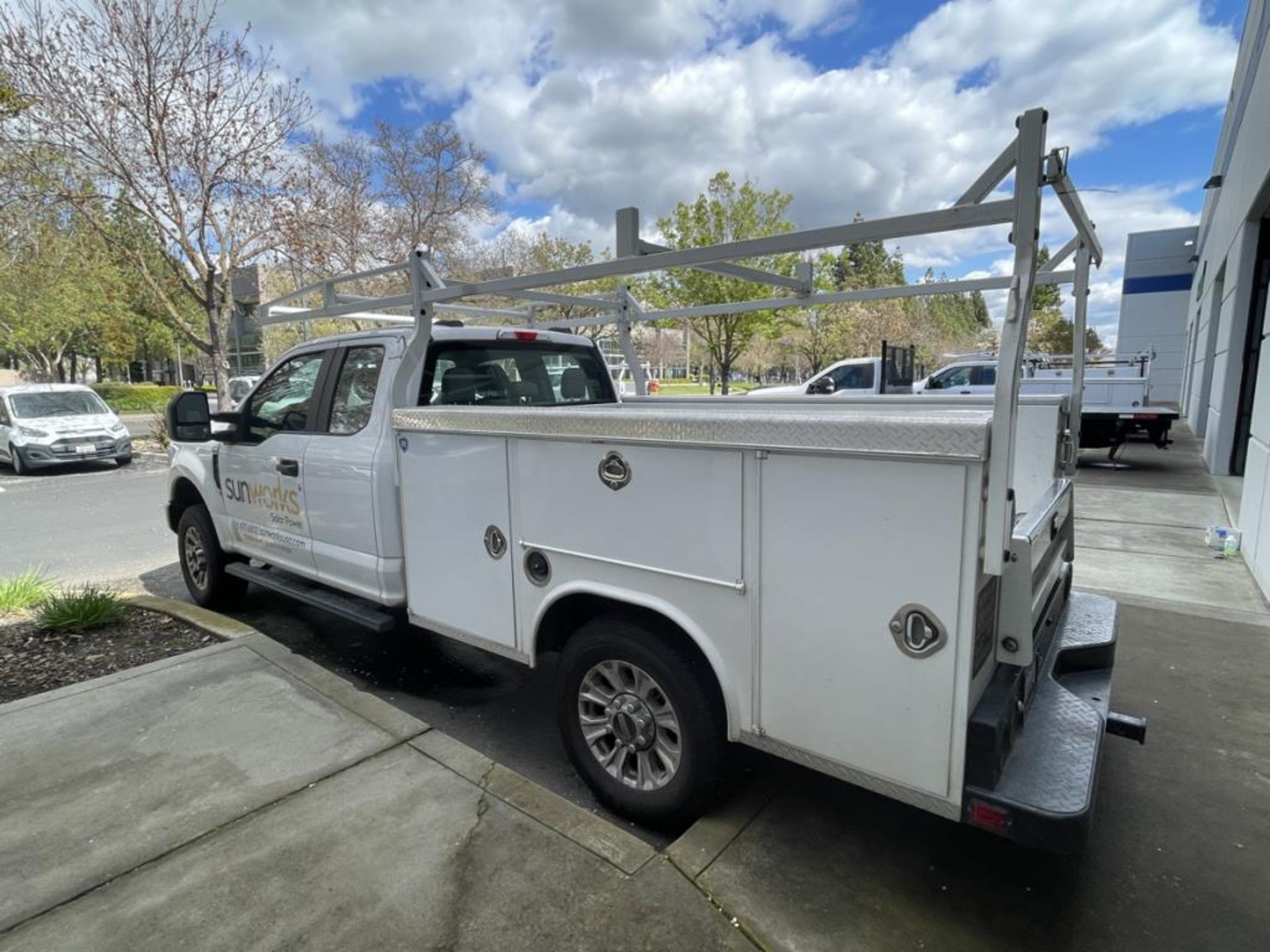 Ford F250 STX Truck - Image 5 of 26