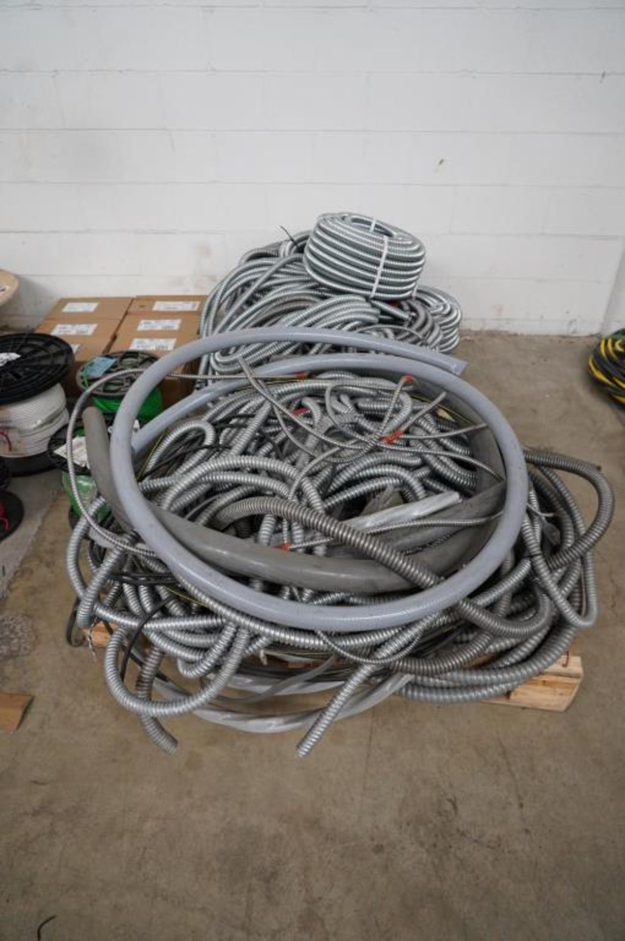 Assorted Size Wire Spools - Image 6 of 29