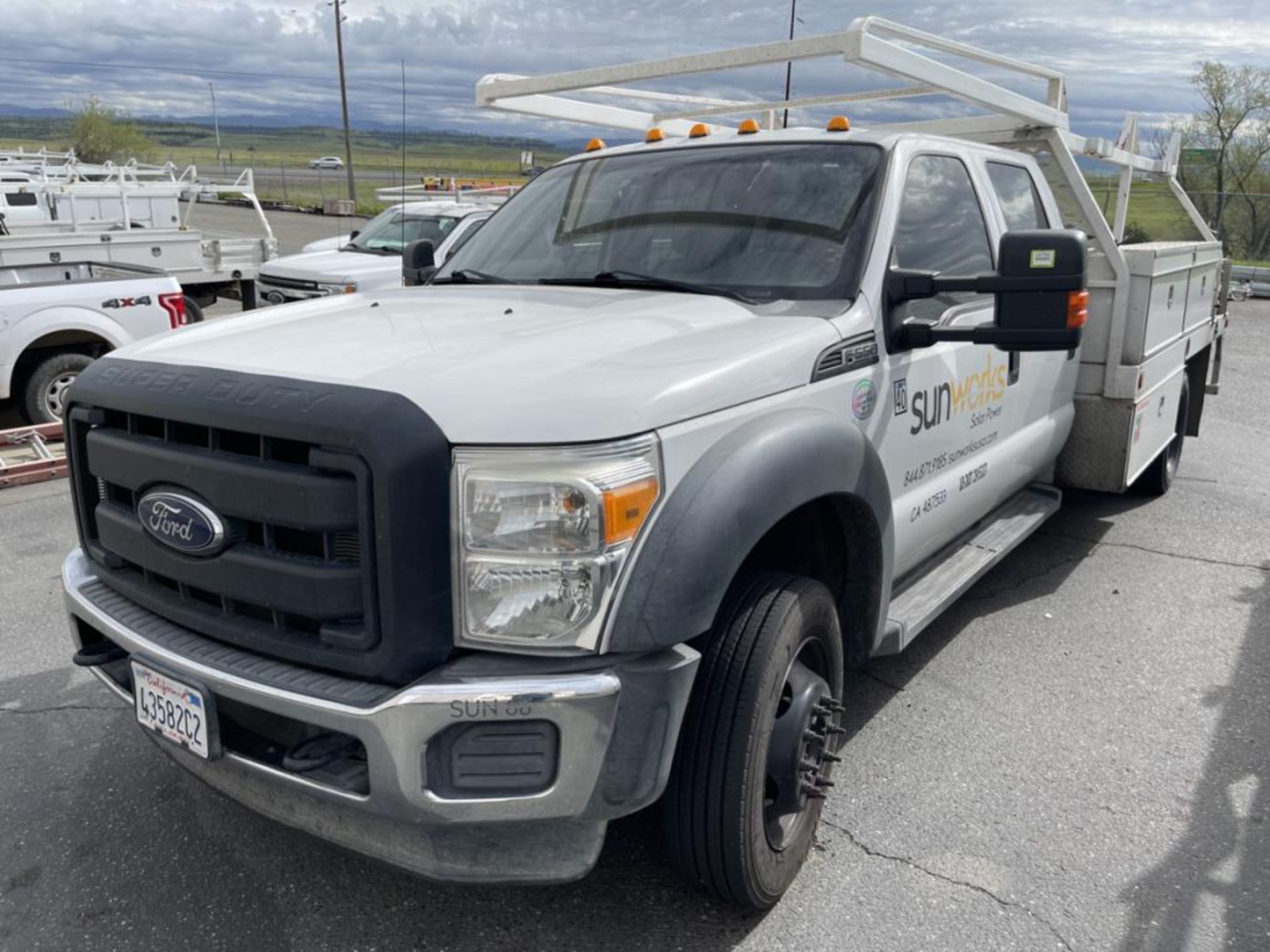 Ford F-550 XL Super Duty Truck