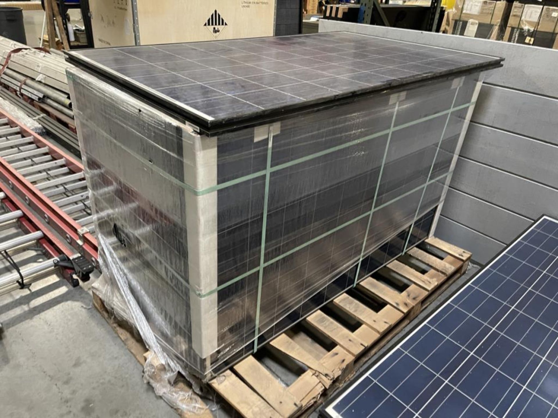 Canadian Solar Panels - Image 3 of 5