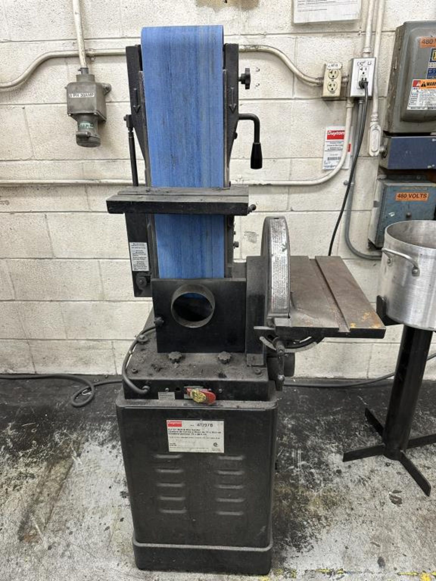 Dayton 6" x 12" Belt & Disc Sander - Image 3 of 7