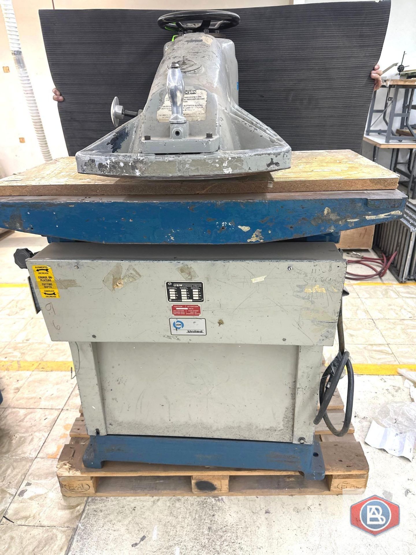 United Shoe Machinery Clicker Press