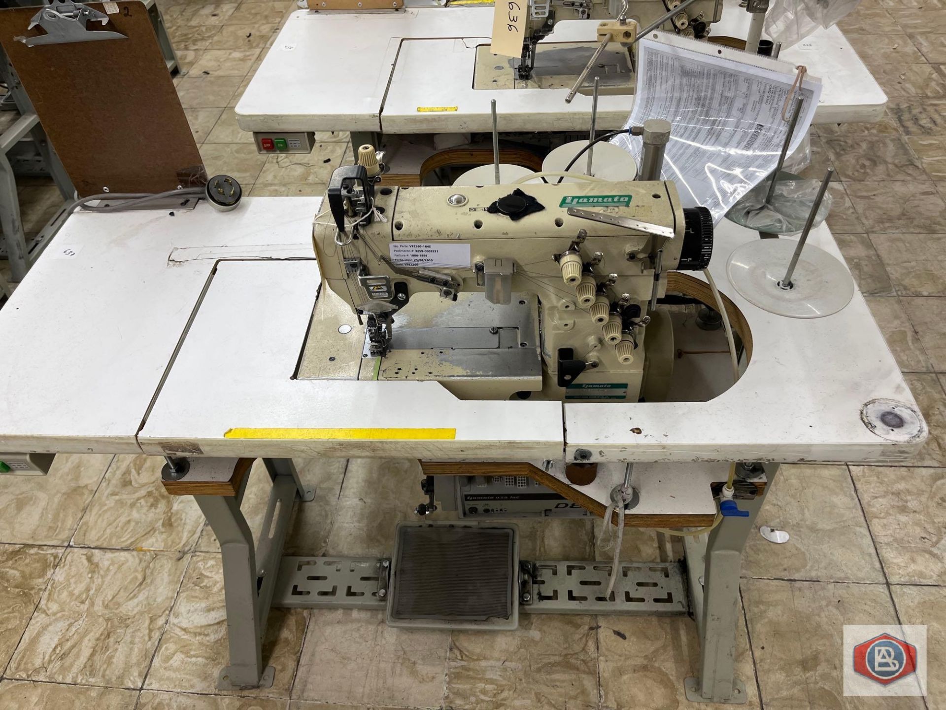 Yamato Sewing Machine - Bild 2 aus 3