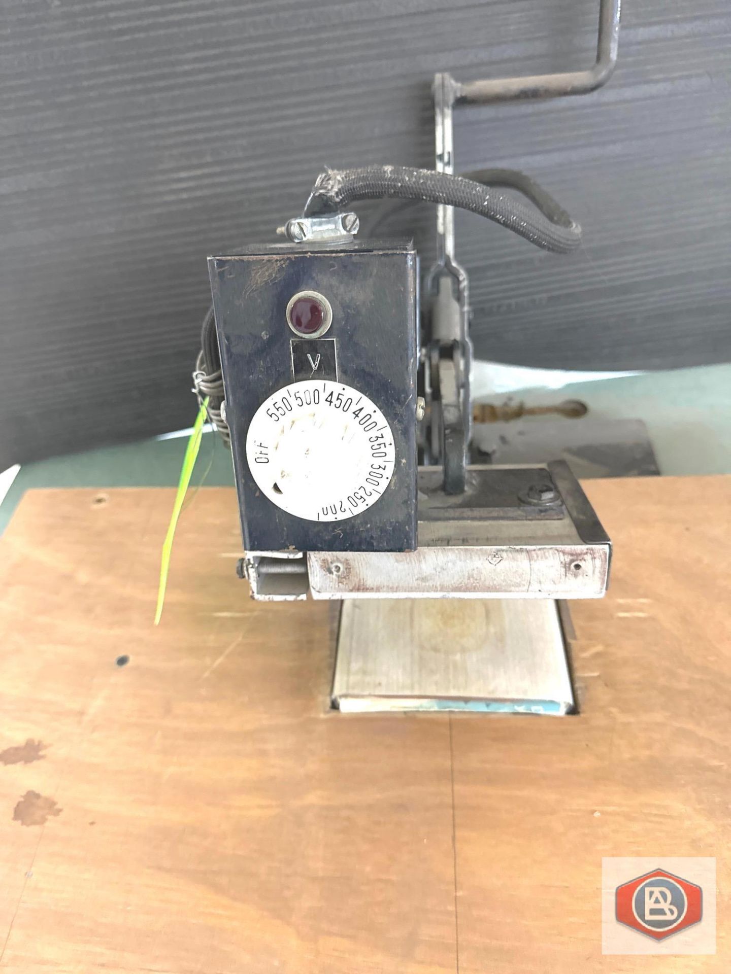 SAL-BEE Heat Seal Press Machine - Image 3 of 4