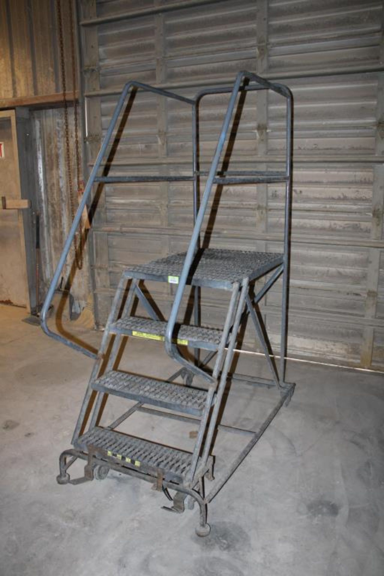 Rolling Platform Ladder