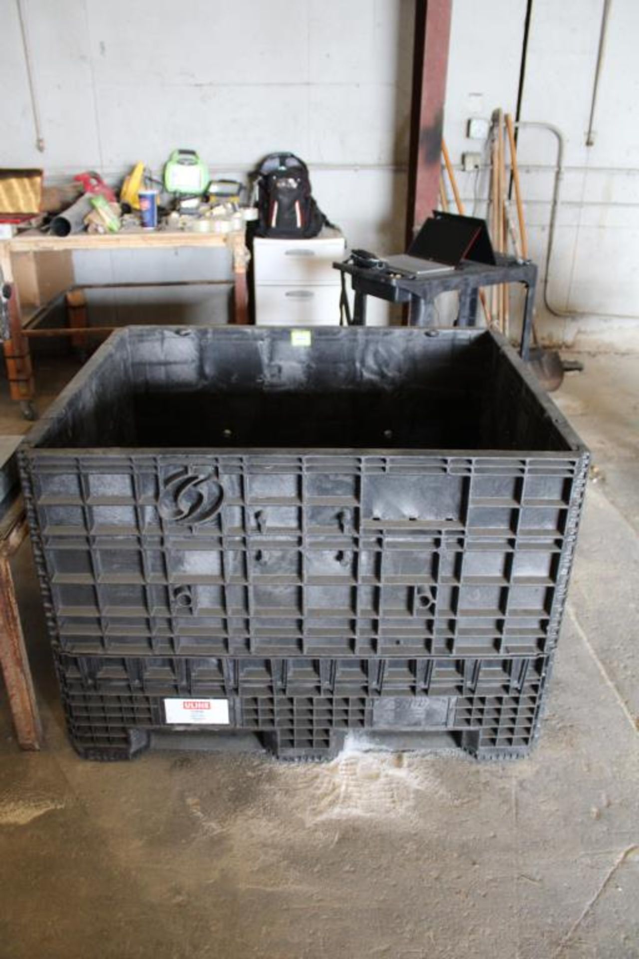 Uline Collapsible Crate