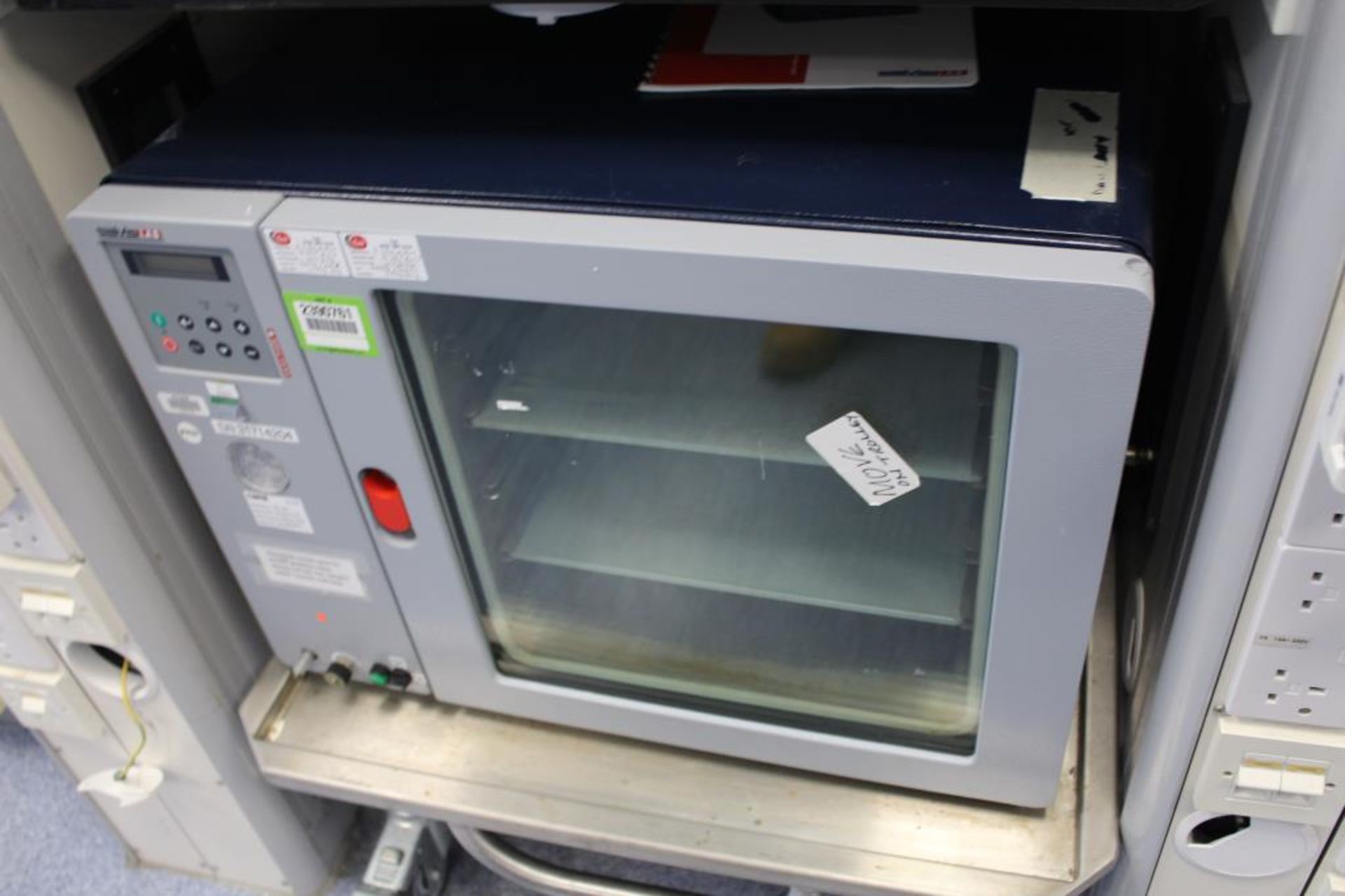 Salvis Vacucentre VC50 Vacuum Drying Oven S/n 317.142/04. HIT# 2390761 ...