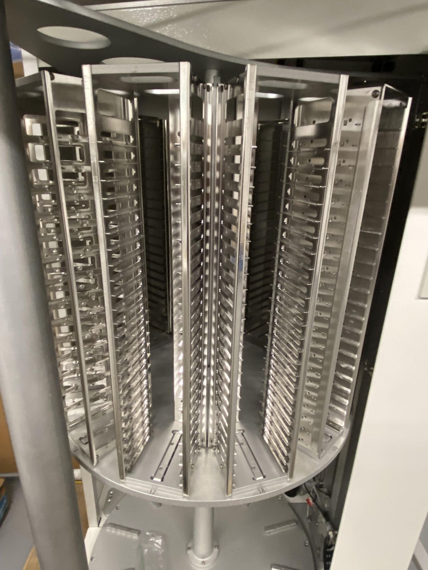 Thermo Scientific Microplate Hotel - Image 2 of 5