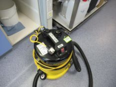 Numatic HZ200-2 Tub Vacuum Cleaner