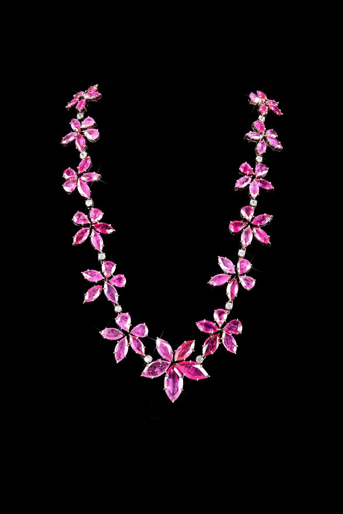 RUBY AND DIAMOND NECKLACE, EARRINGS AND RING - Image 3 of 3