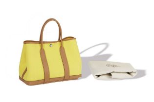 HERMÈS Jaune Citron Garden party 30 hand tote bag in Veau Negonda leather. 2023