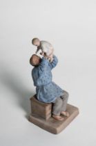GARDNER’S PORCELAIN SCULPTURE ‘A PEASANT MAN WITH A CHILD’ Moscow, Dmitrovskaya Factory in Verbilki,