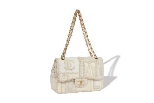 CHANEL BY KARL LAGERFELD Classic patchwork flap bag