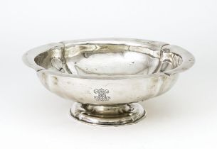 SILVER SUGAR BOWL DECORATED WITH A MONOGRAM Russia, St. Petersburg, assay master’s mark Edouard Fyod