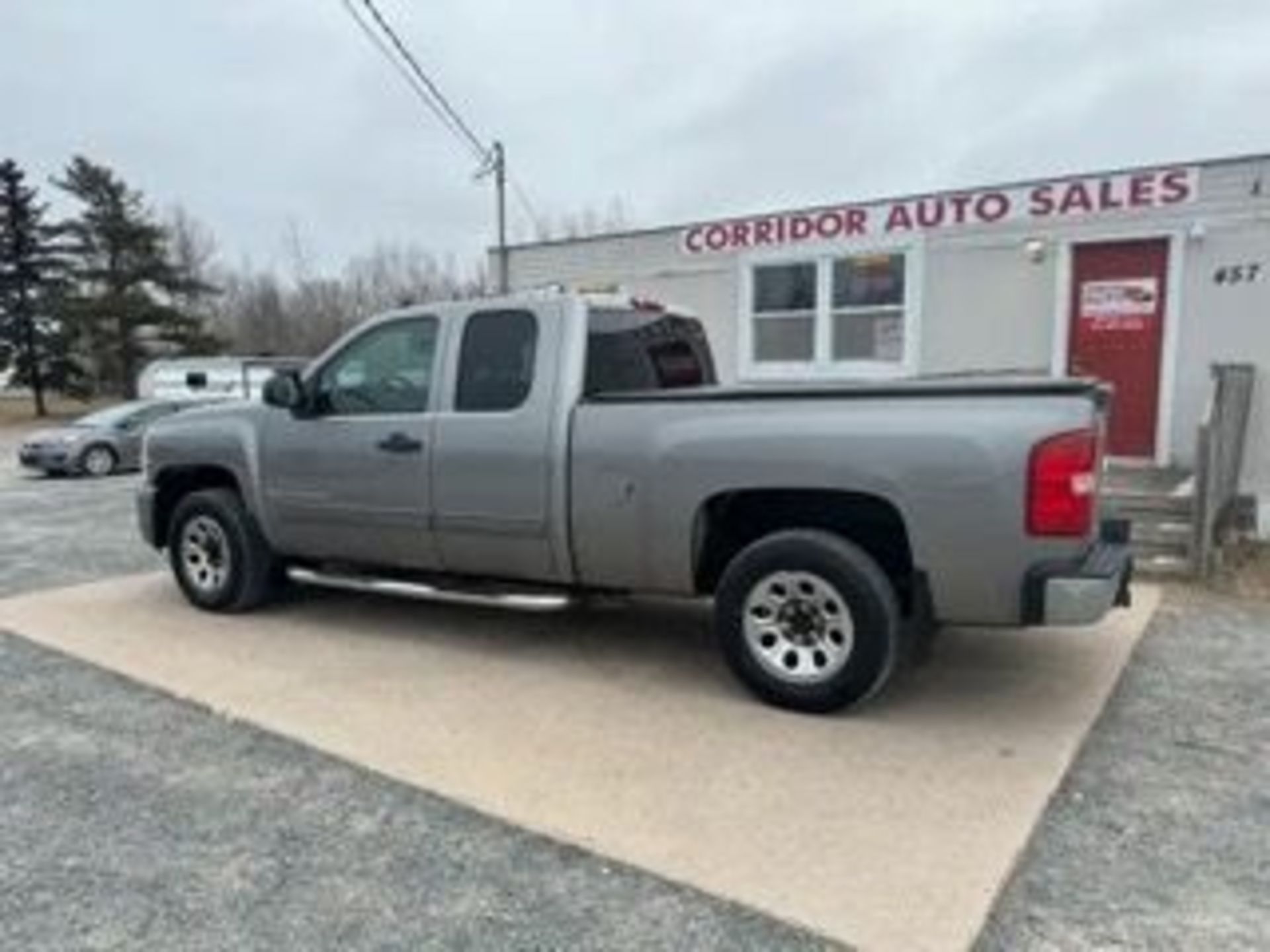 2009 Chevrolet Silverado 1500 5.3L - Image 3 of 15