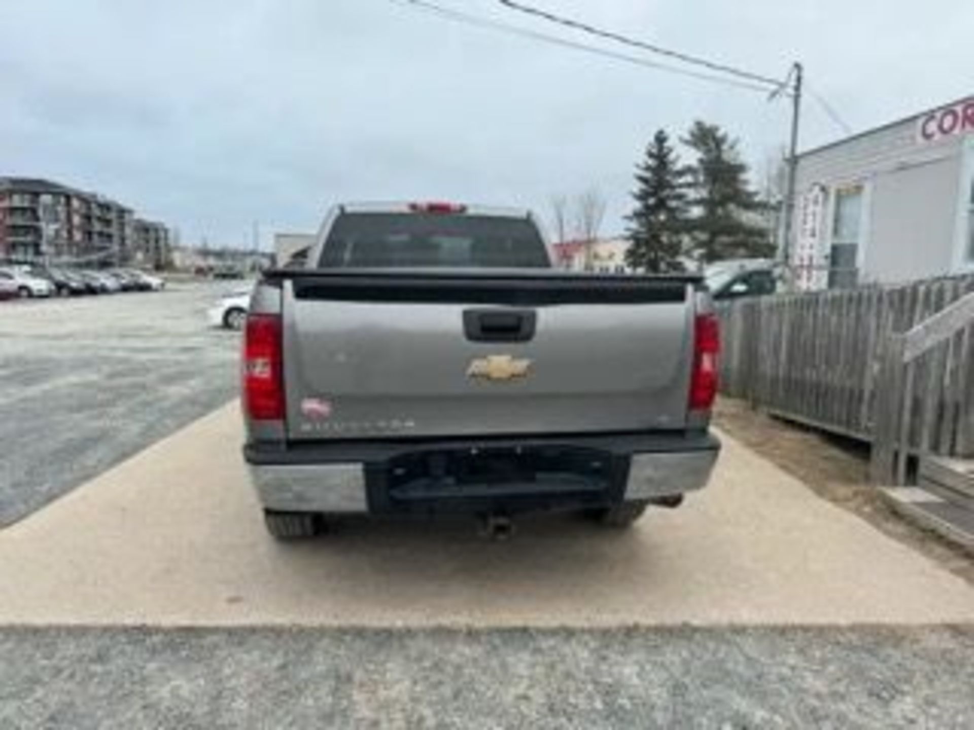 2009 Chevrolet Silverado 1500 5.3L - Image 5 of 15