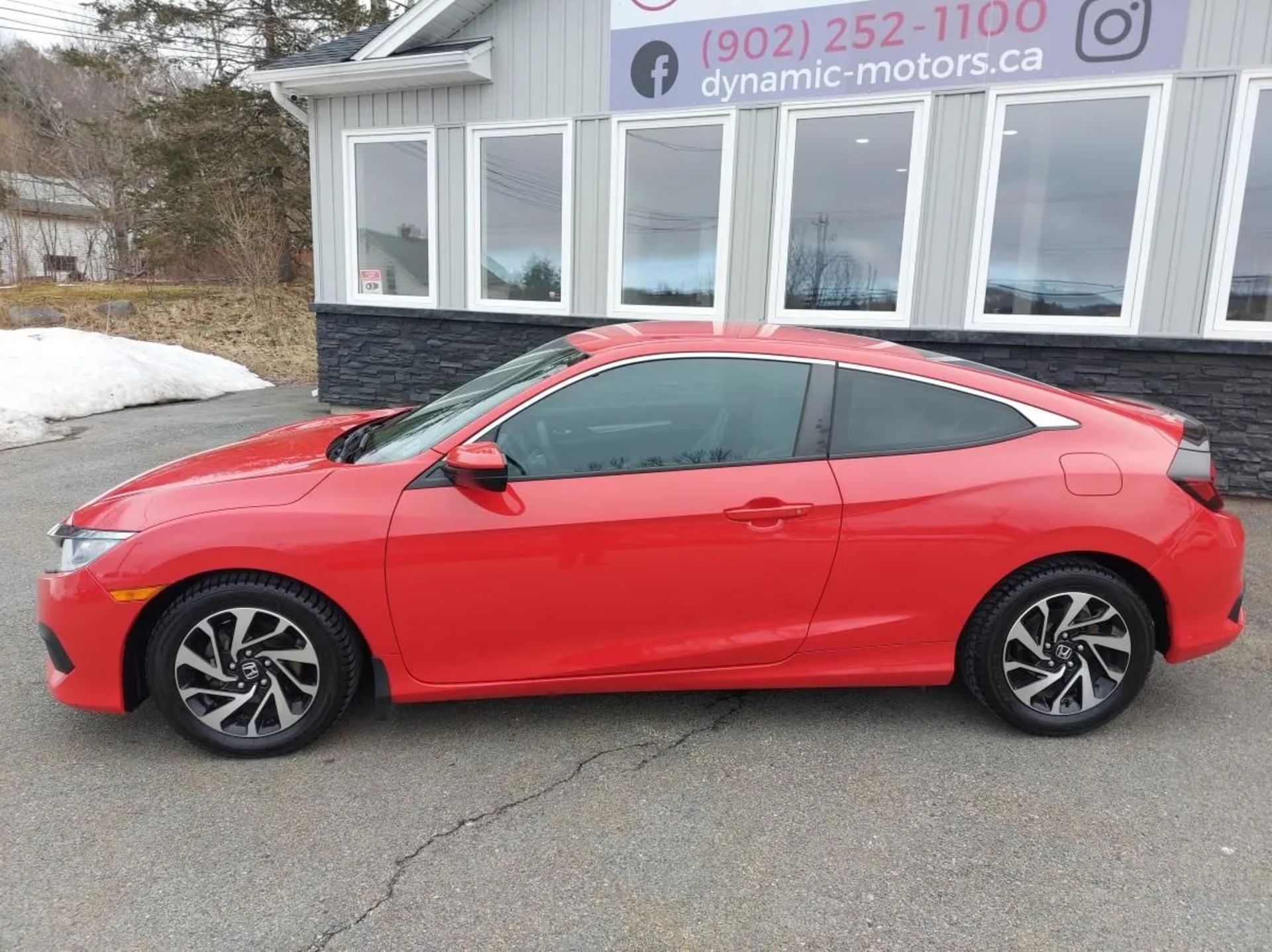 2017 HONDA CIVIC COUPE LX COUPE 6 SPEED! UNDERCOATED! DEALER SERVICED! - Image 5 of 28