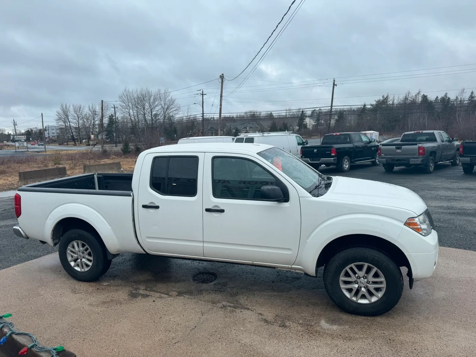 2016 NISSAN FRONTIER SV 4X4