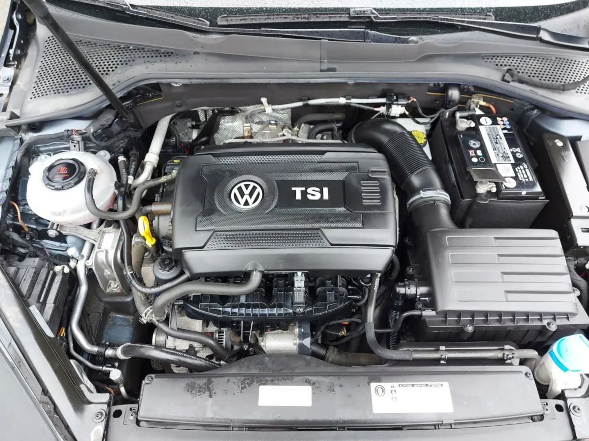 2018 Volkswagen Golf GTI Autobahn 6 SPEED! DRIVER ASSIST! - Image 33 of 34