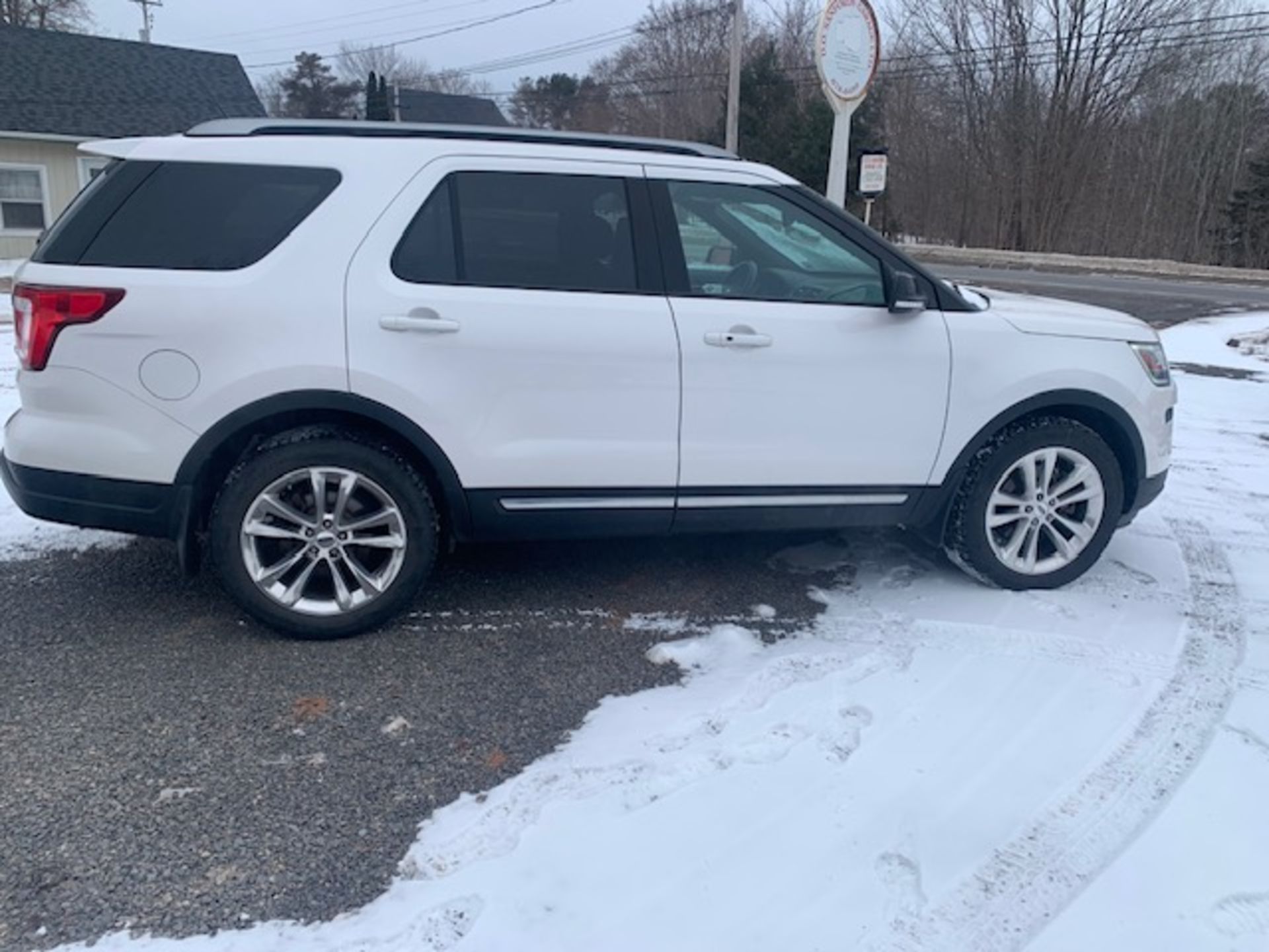 2018 FORD EXPLORER - Image 3 of 20