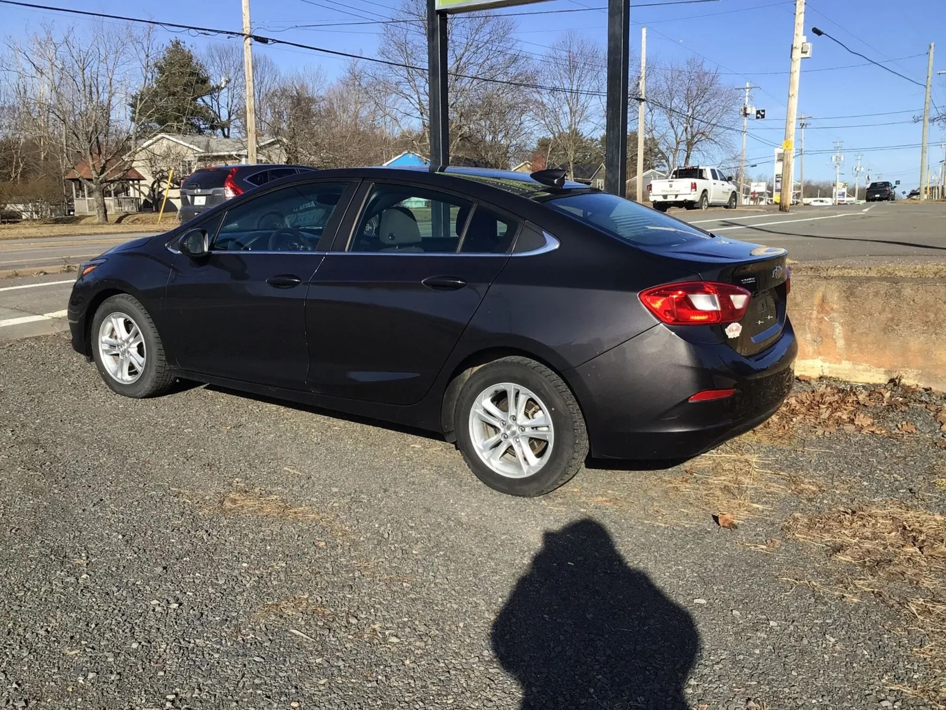 2017 CHEVROLET CRUZE LT - Image 4 of 9