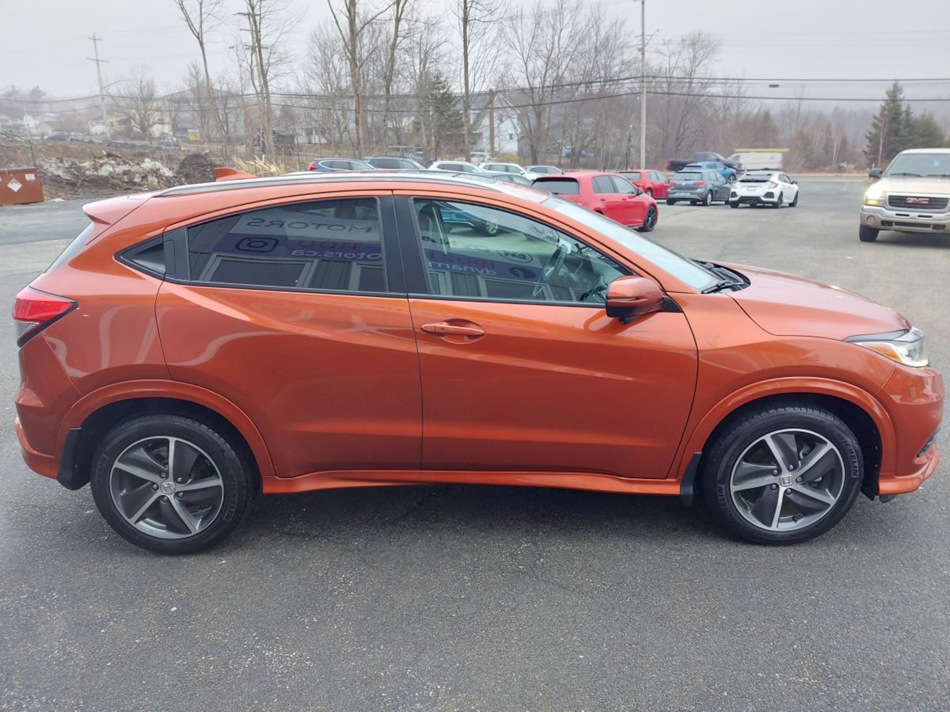 2019 Honda HR-V Touring AWD! ONE OWNER! DEALER SERVICED! - Image 7 of 32