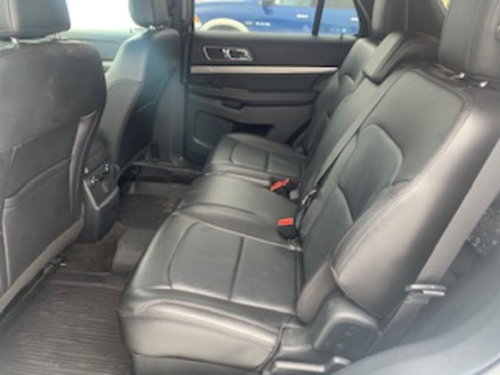 2018 FORD EXPLORER - Image 10 of 20