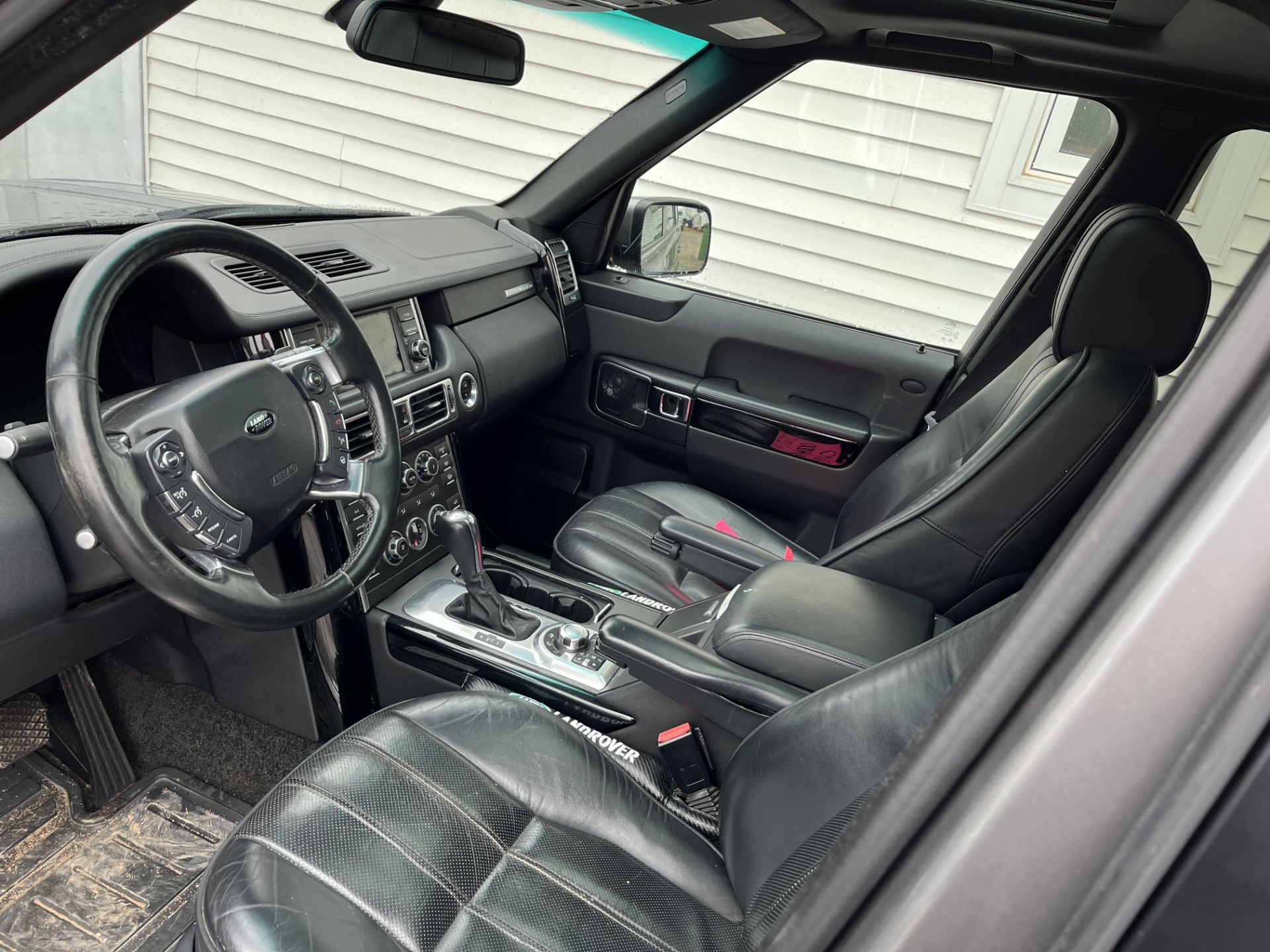 2010 RANGE ROVER HSE - Image 5 of 14