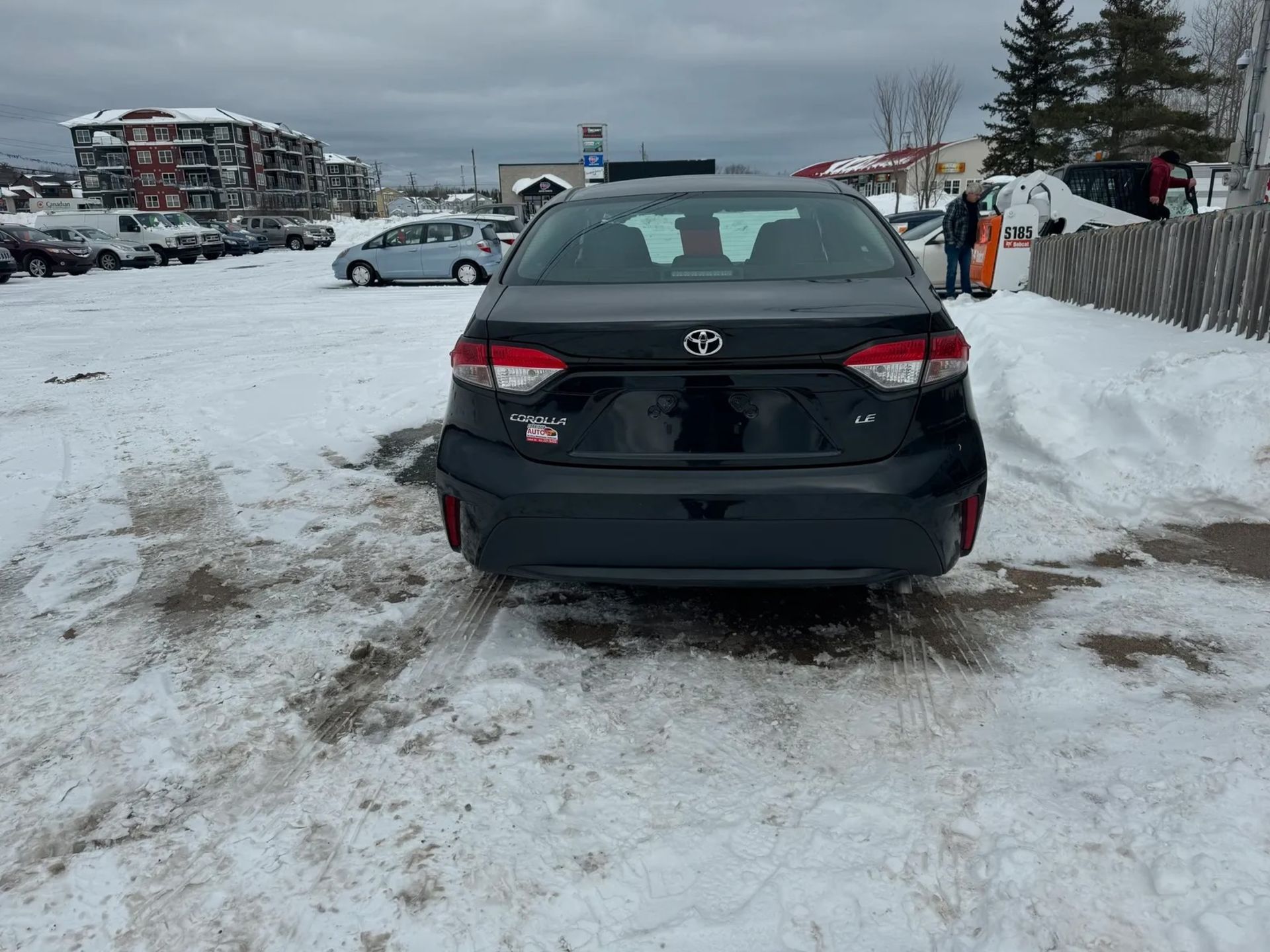 2021 TOYOTA COROLLA LE - Image 3 of 9