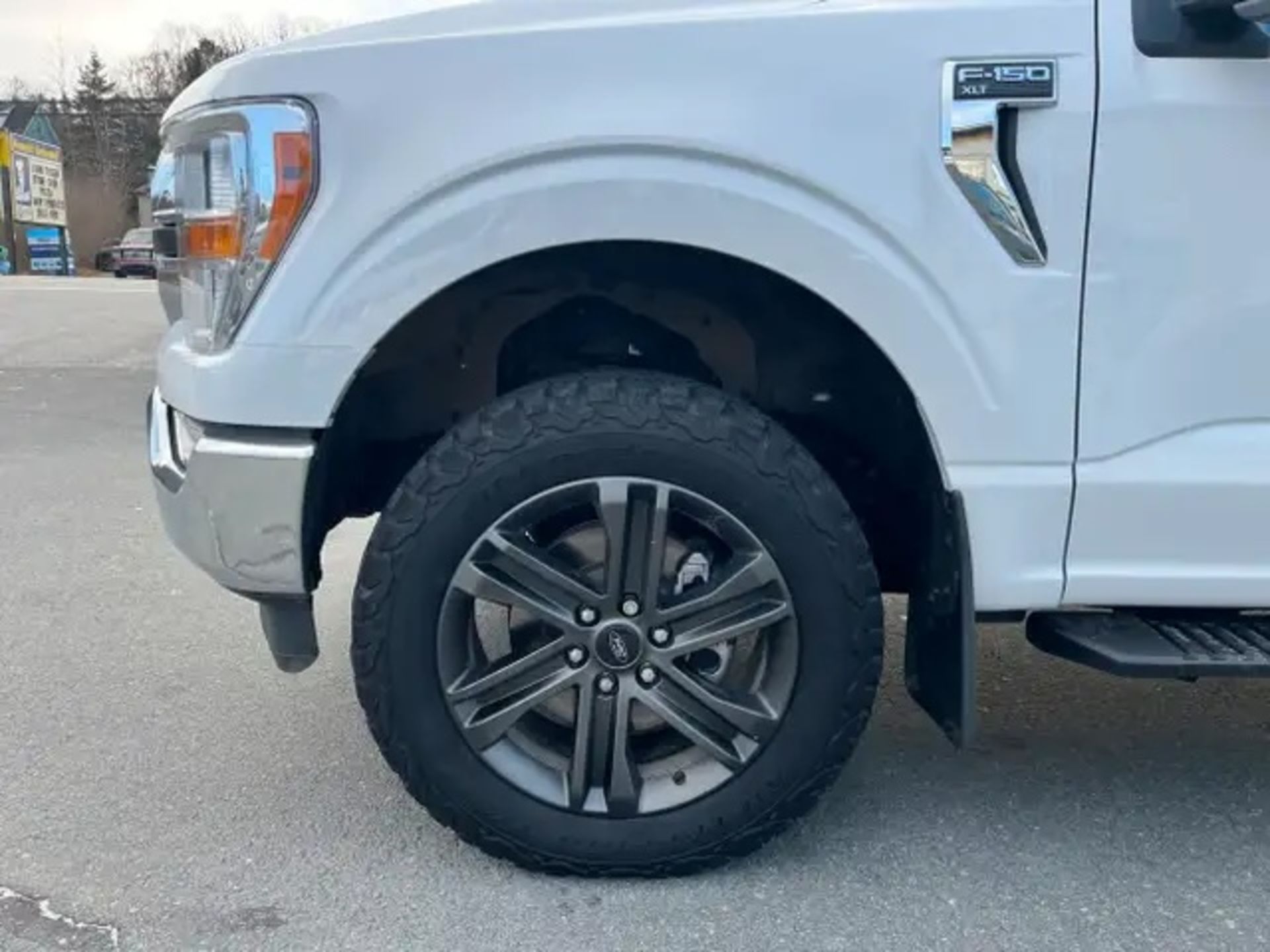 2022 FORD F-150 XLT 3.5L ECO BOOST - Image 4 of 10