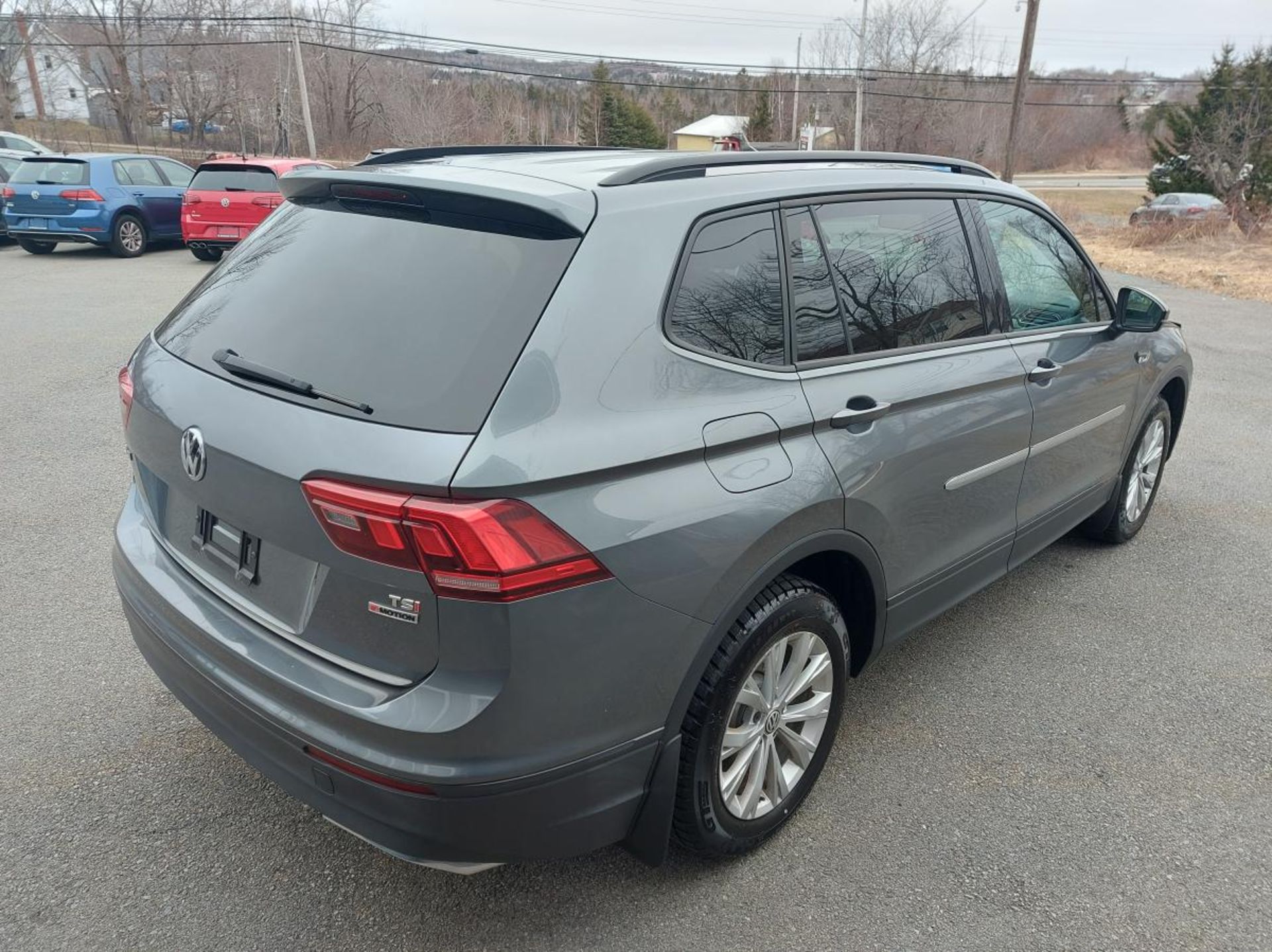 2019 VOLKSWAGEN TIGUAN ALL WHEEL DRIVE - Image 3 of 29