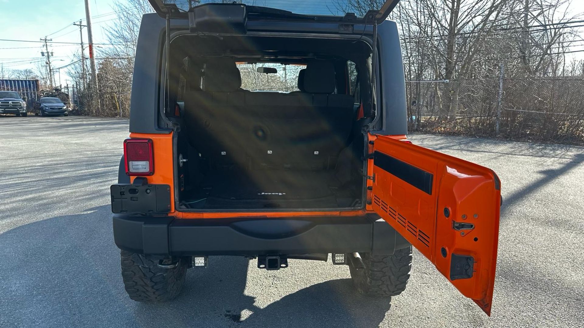 2012 JEEP WRANGLER UNLIMITED SPORT. - Image 6 of 19