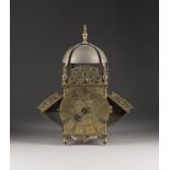 LATERNENUHR MIT FLÜGELN (WINGED LANTERN CLOCK)