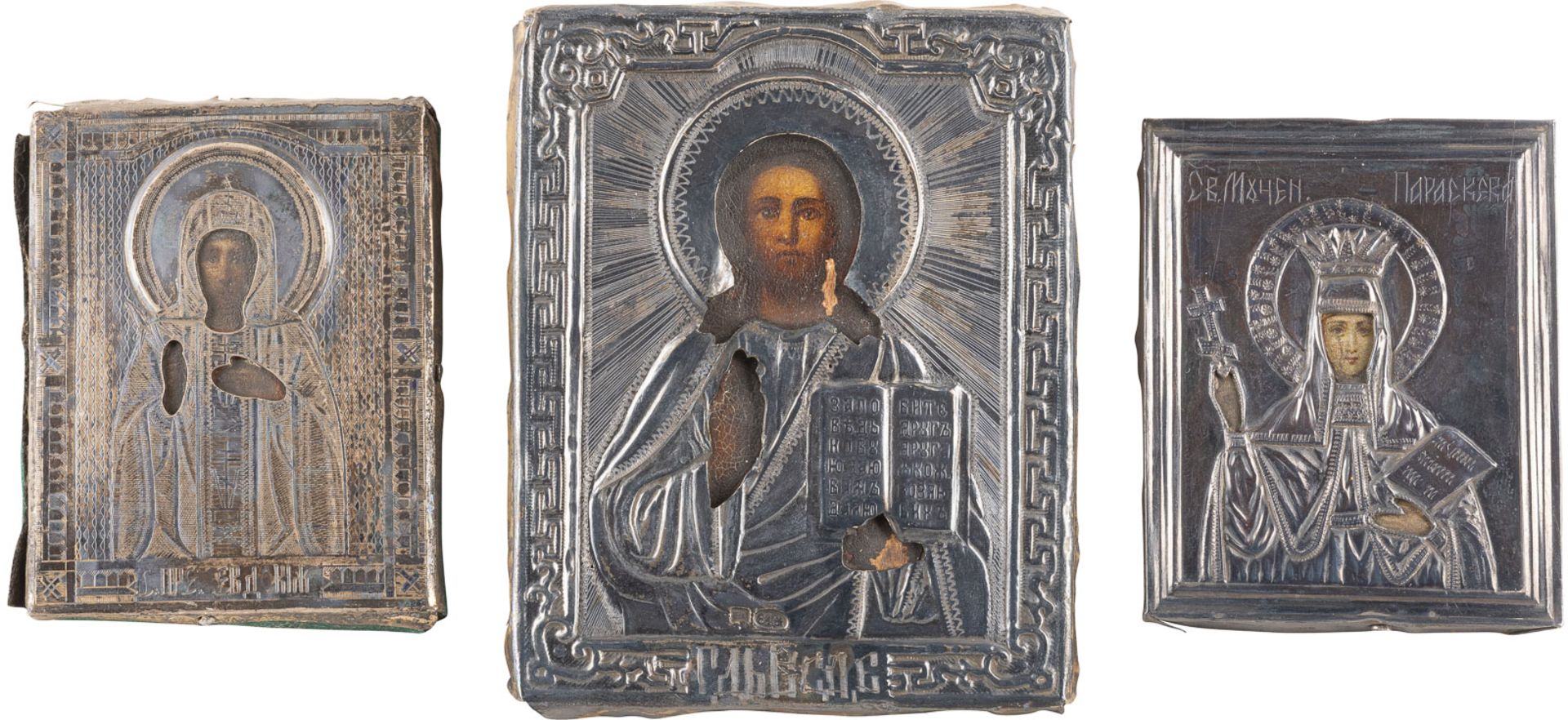 DREI MINIATUR-IKONEN MIT SILBER-OKLAD: CHRISTUS PANTOKRATOR UND DIE HEILIGEN PARASKEWA UND EUDOKIA  - Bild 3 aus 3