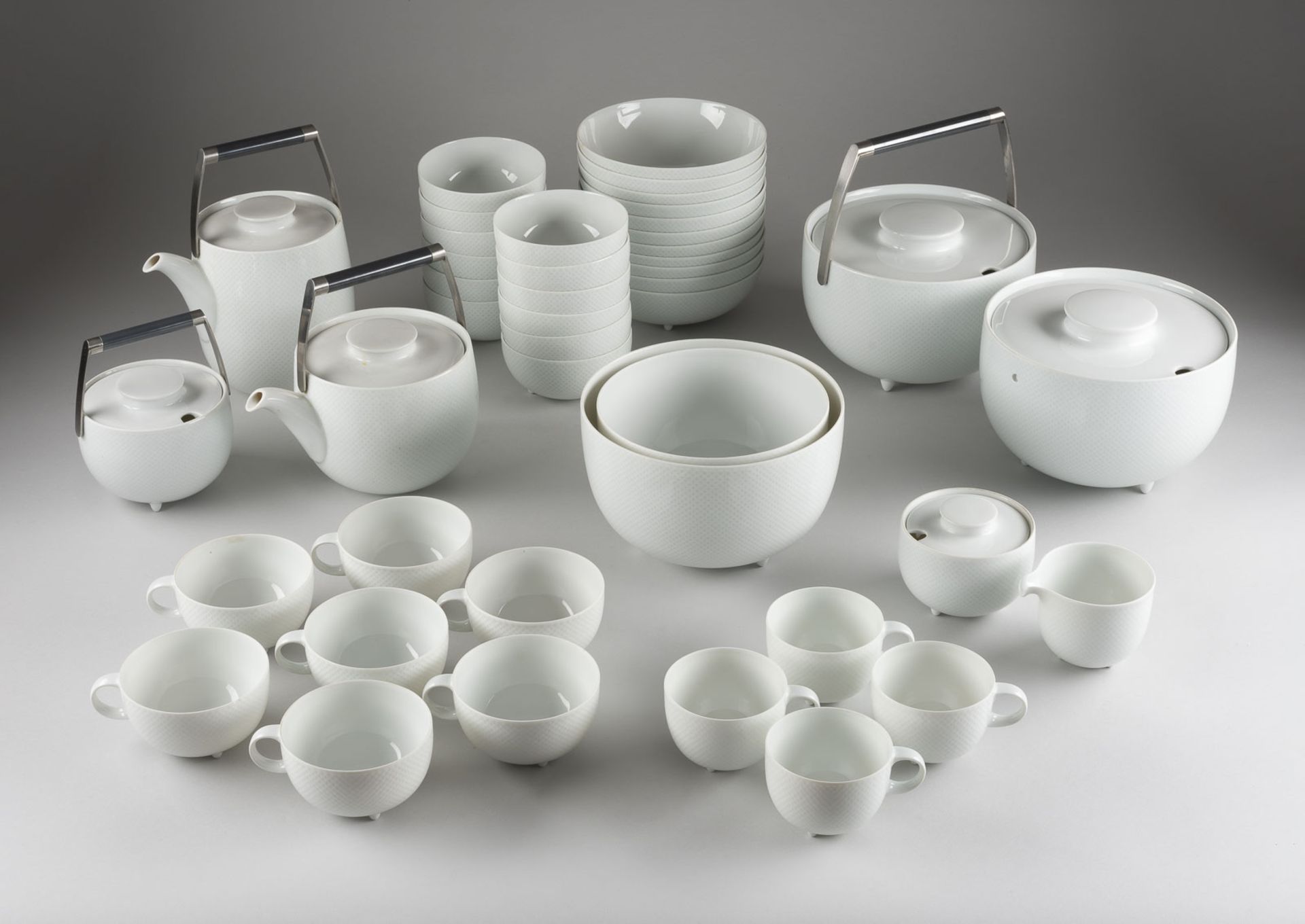 TAPIO WIRKKALA 49-TEILIGES PORZELLANKONVOLUT ROSENTHAL FORM 'CENTURY'