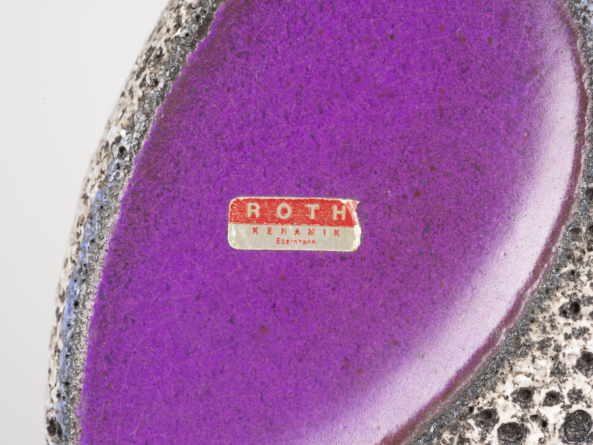 ROTH 'FAT LAVA' KERAMIK 'BANJO' VASE MODELL '314' - Image 2 of 2