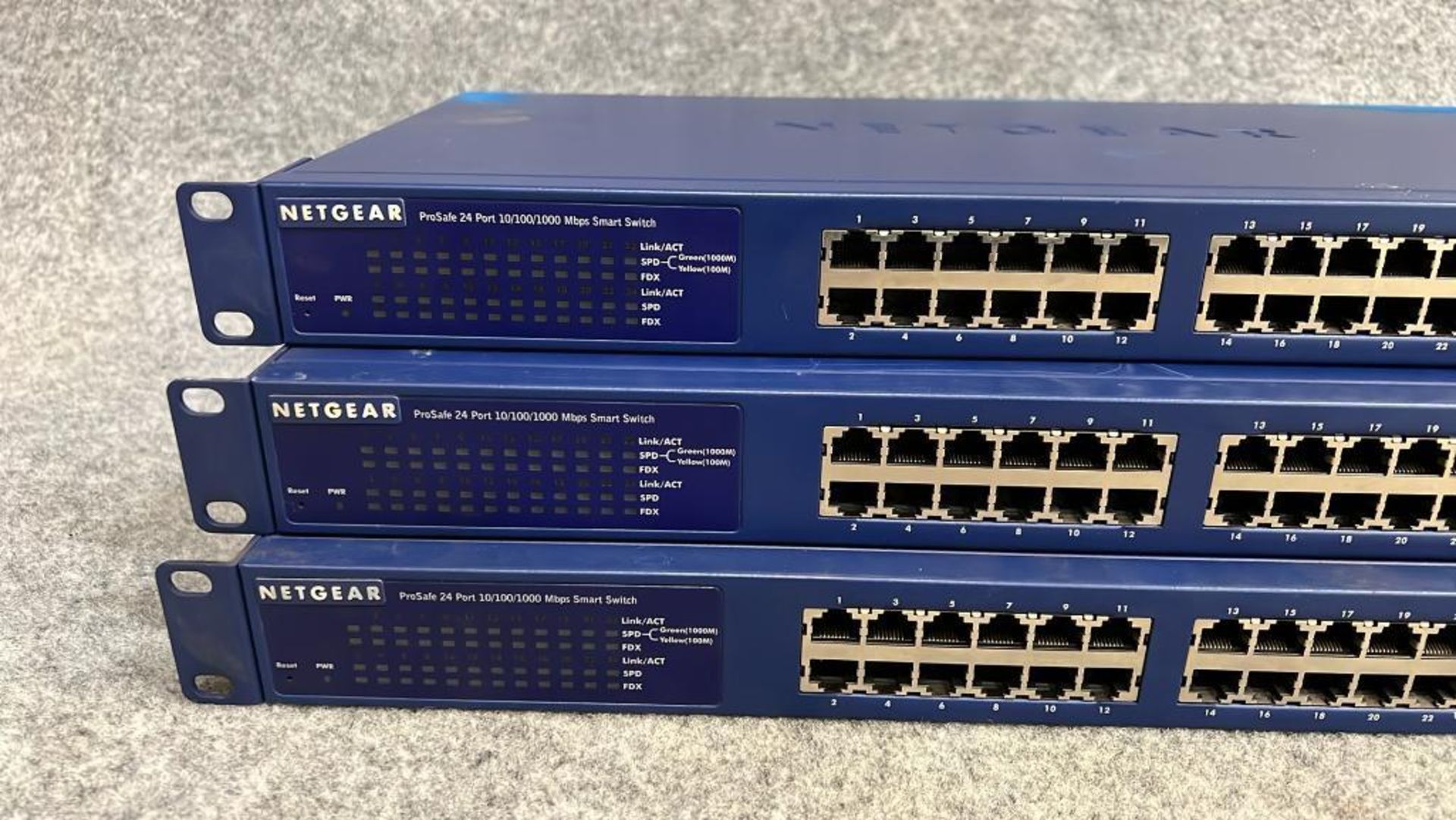 (Qty3) Netgear GS724T (24 port) NetgearGS724T - Image 2 of 7