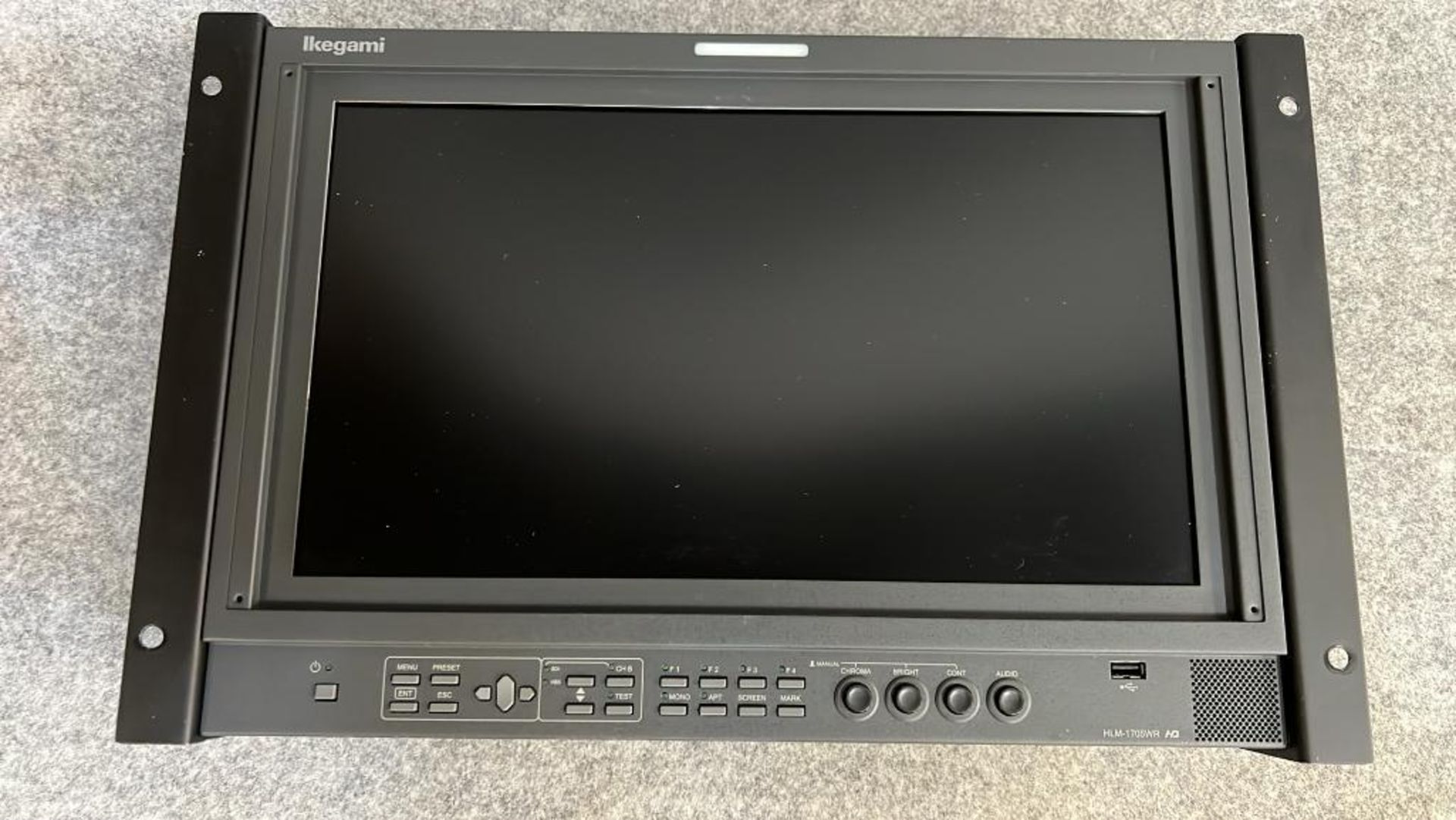 IKEGAMI HLM - 1704WR rack mount monitor Model: IKEGAMI HLM - 1704WR