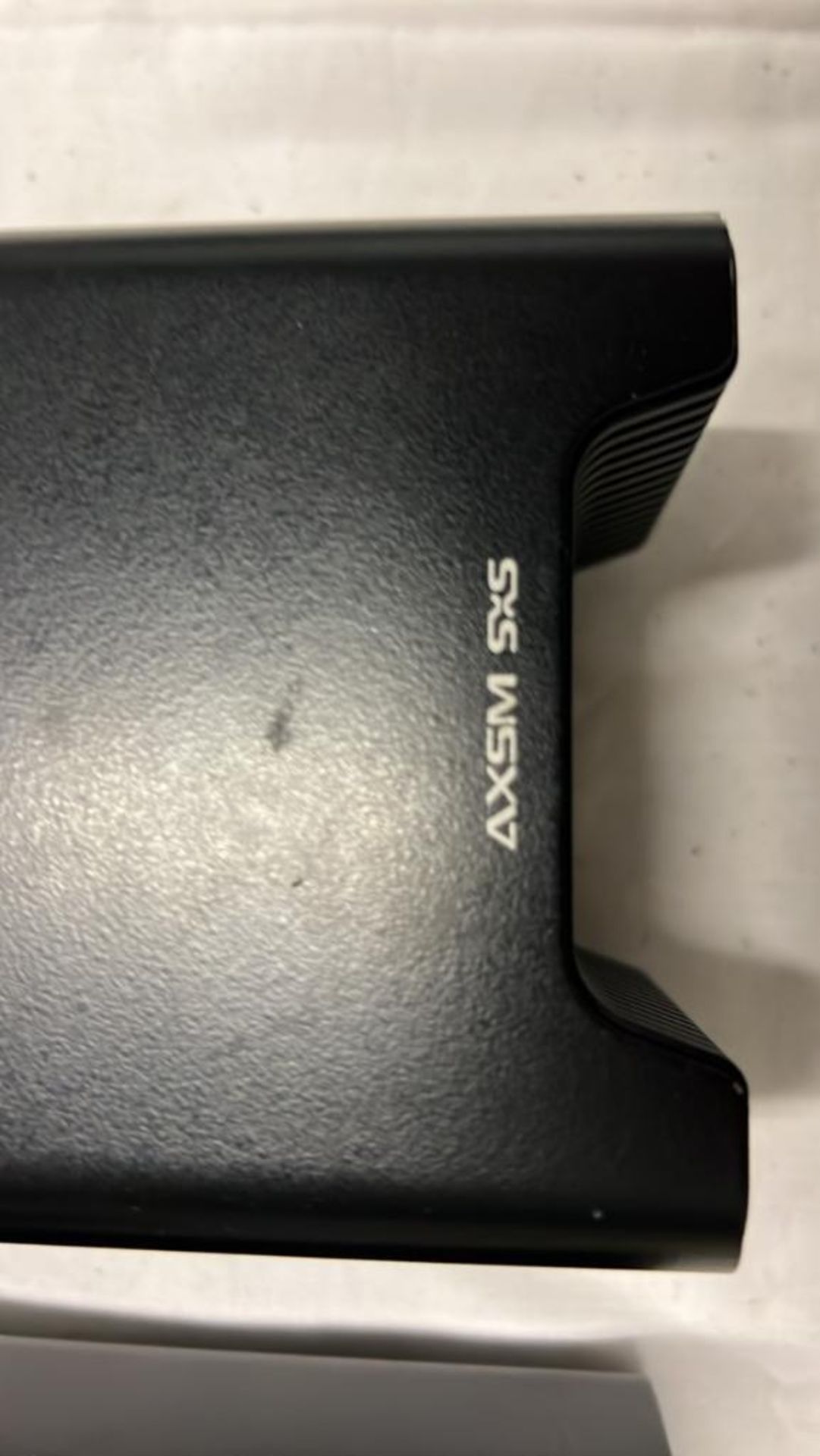 (2) Sony AXS-AR1 Memory card reader SN: 10651 / SN: 10469 - Bild 2 aus 5